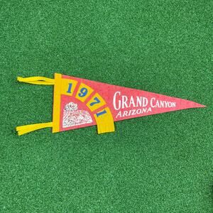 Vintage 1971 Grand Canyon Arizona Felt Pennant Dated Souvenir Retro